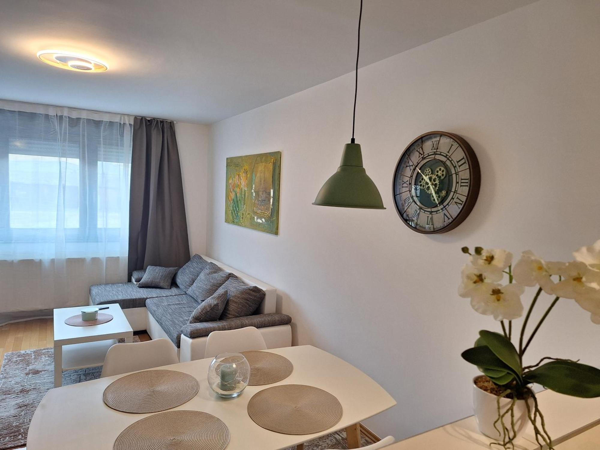 Apartman Lory, Zagreb, Downtown, With Own Parking In The Garage Luaran gambar