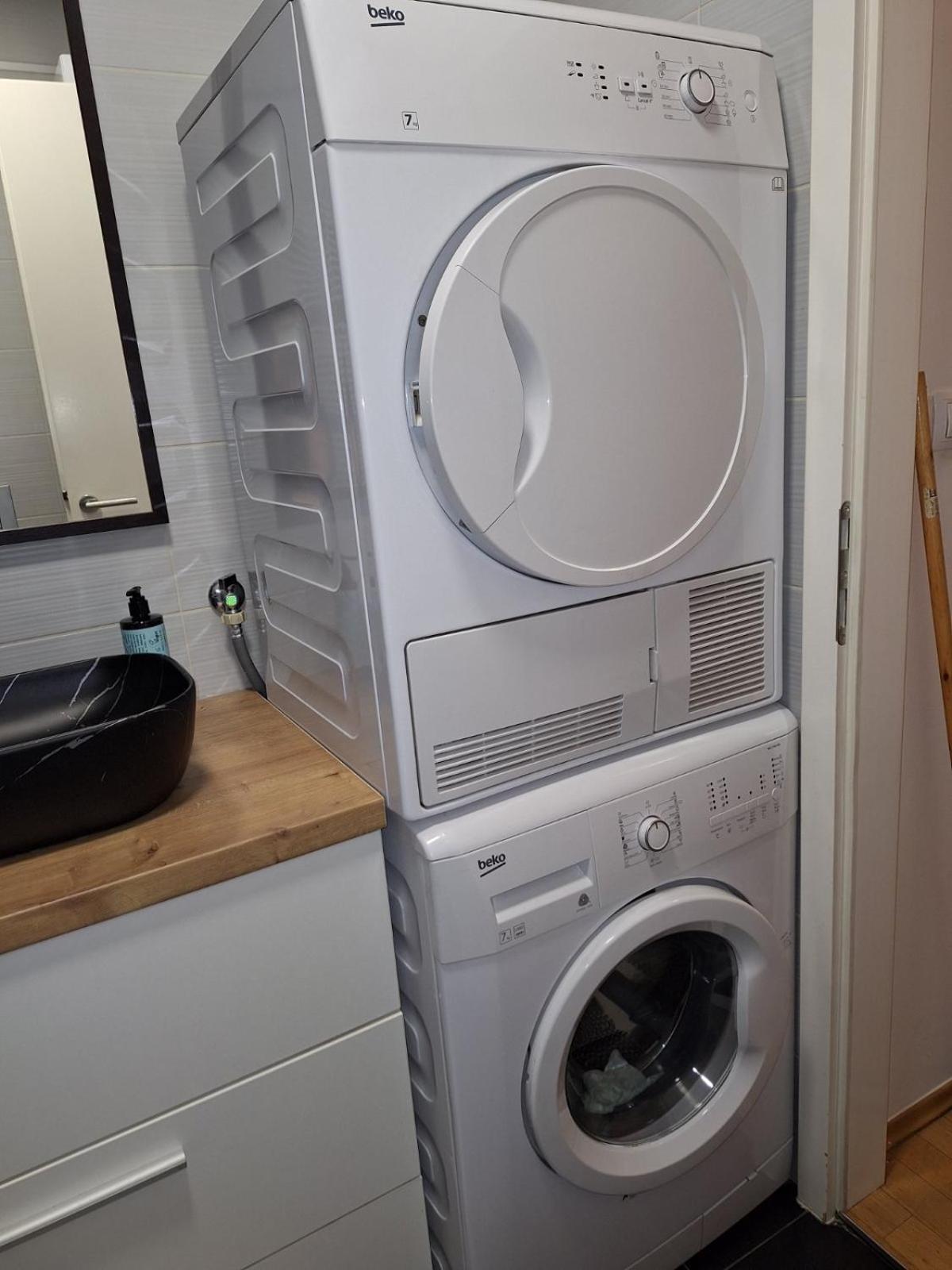 Apartman Lory, Zagreb, Downtown, With Own Parking In The Garage Luaran gambar