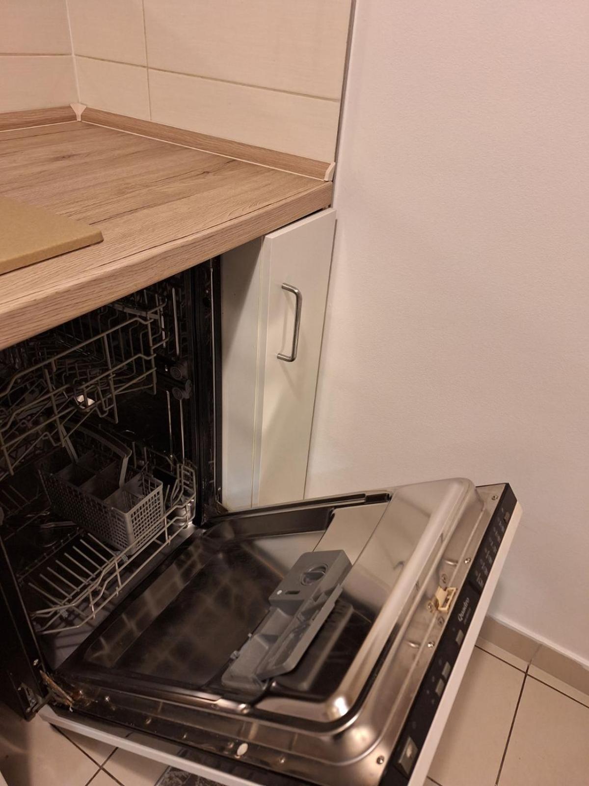 Apartman Lory, Zagreb, Downtown, With Own Parking In The Garage Luaran gambar