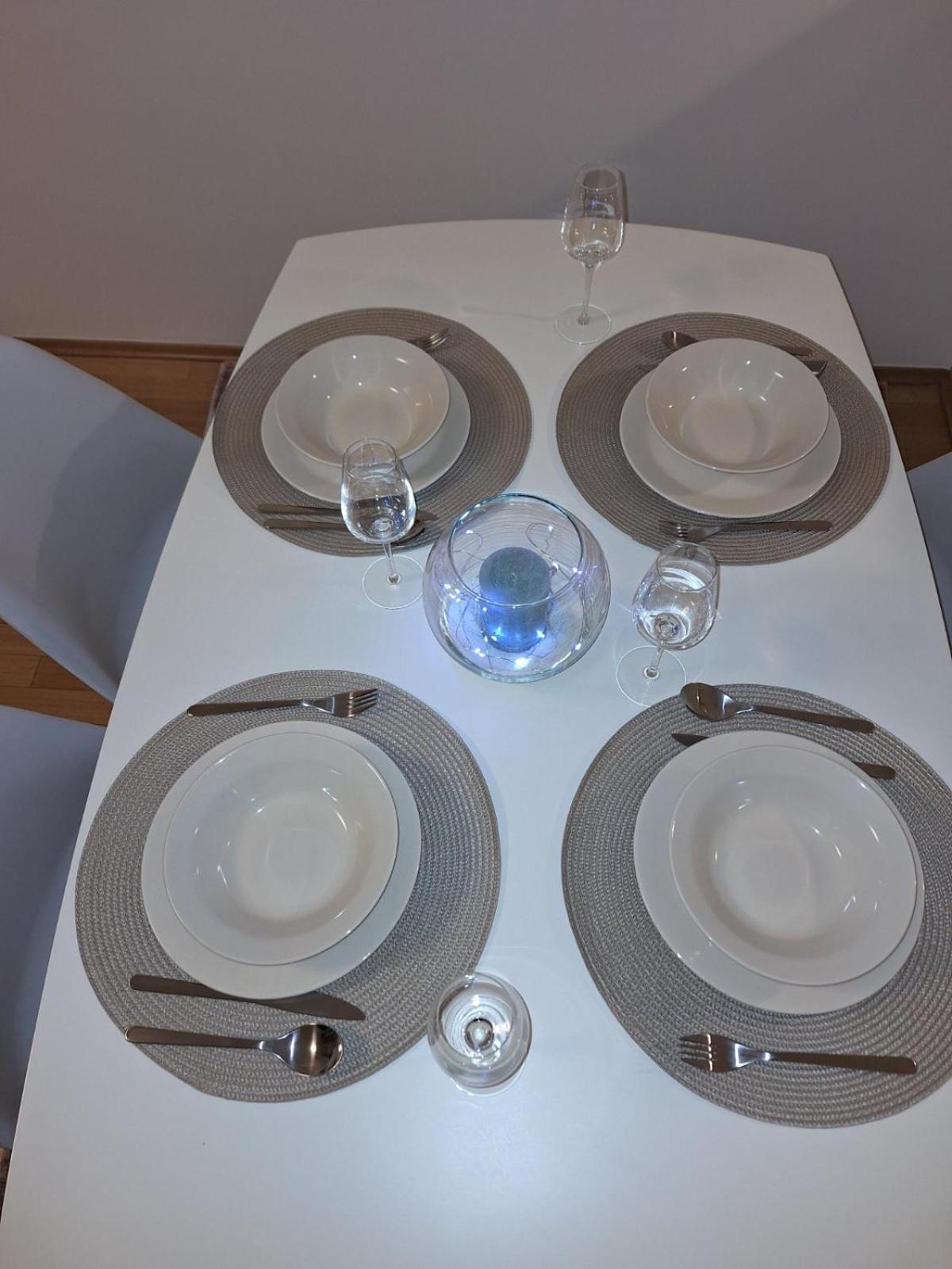 Apartman Lory, Zagreb, Downtown, With Own Parking In The Garage Luaran gambar